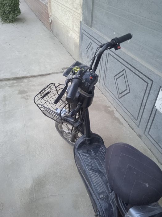 Sport bike  sotiladi holati yaxshi minilgan narxhi kelishamiz