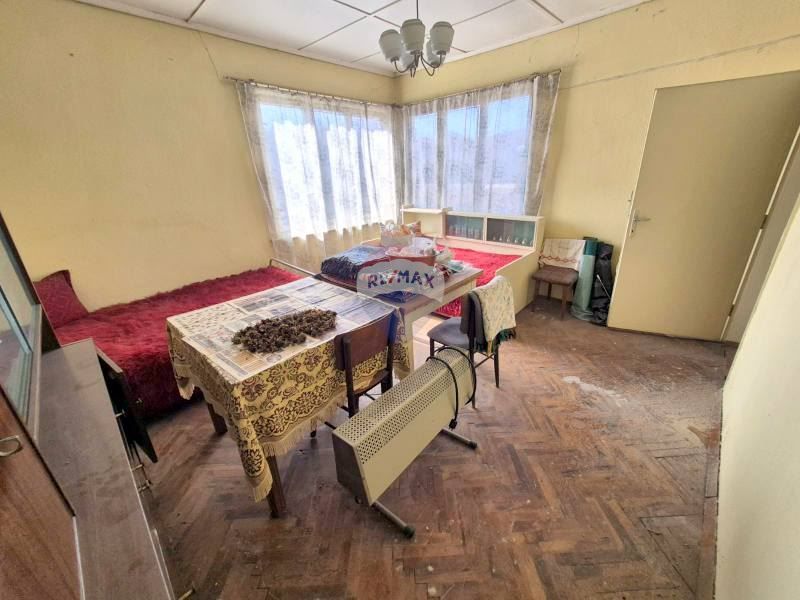 Продава се Къща в Белослав - 174 кв.м за 567 €/кв.м - Снимка #5
