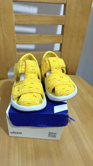 Сандали детские 20 размера