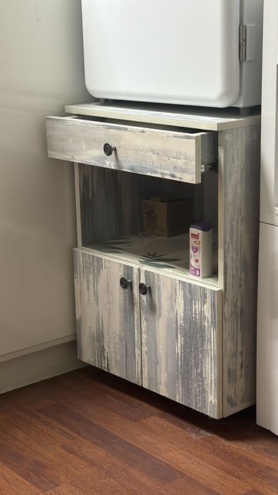 Тумбочки и комод