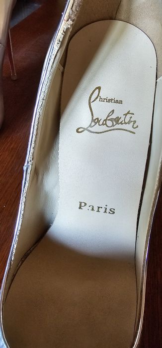 Pantofi Christian Loubutini  din piele