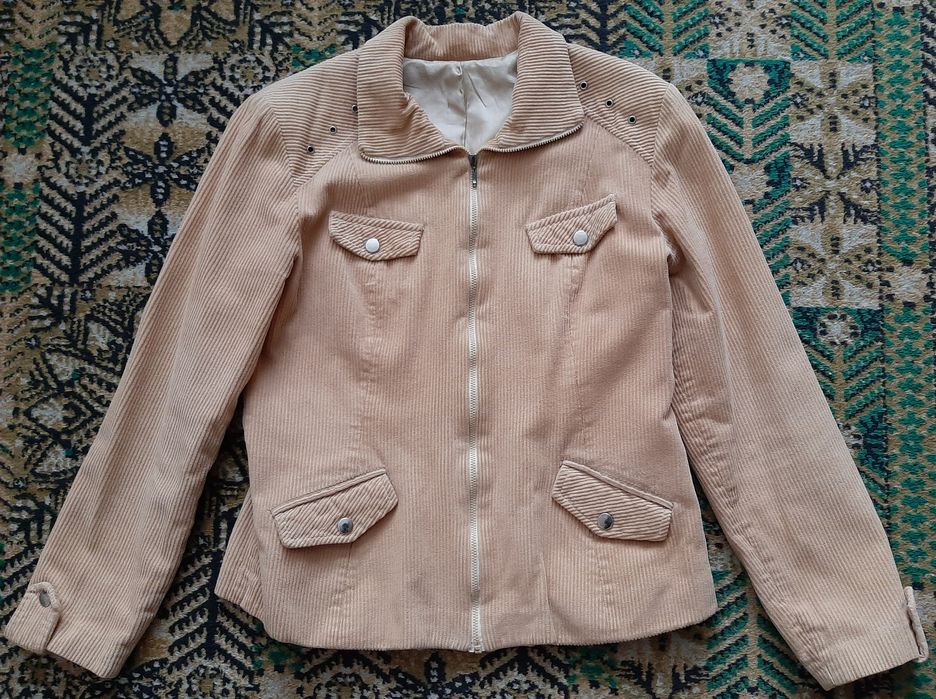 Продам женские вещи