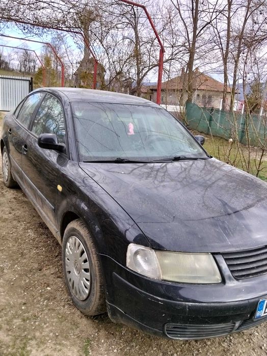 Vând passat b 5.5 pe gaz