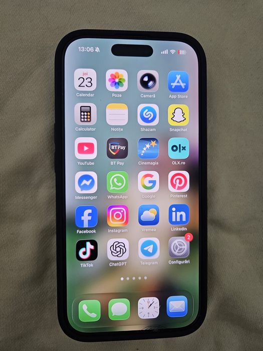 Iphone 16 pro 256 MB