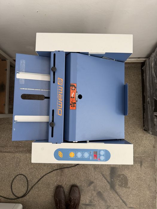 Capsator reviste MAMO Foldnak