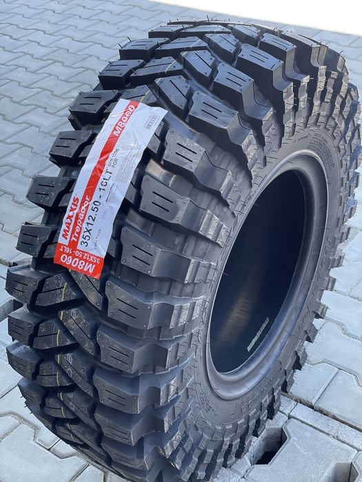 Anvelope Noi 35x12.5-16 Trepador Bias M8060