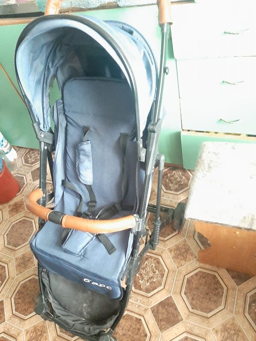 Коляска прогулочная