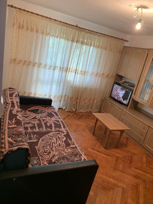 Inchiriez apartament 2 camere,zona Gemenii