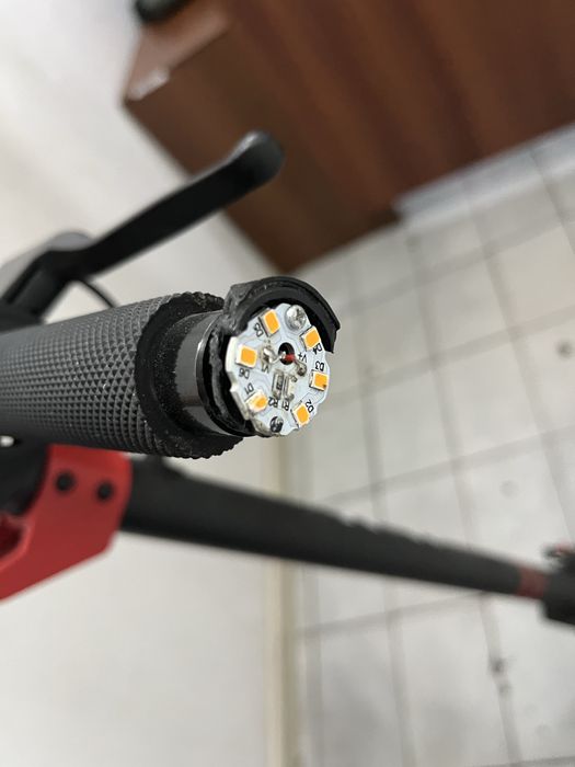 Продается электросамокат Tribe