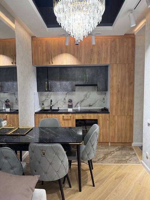 Новостройка Продается 2 комнатная квартира ремонт Ц-2 Алаский рынок