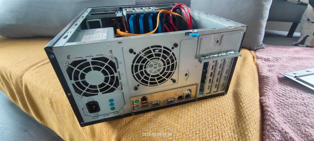 Сървър без операционна система