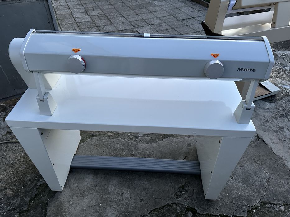 Гладачна машина каландър Миеле