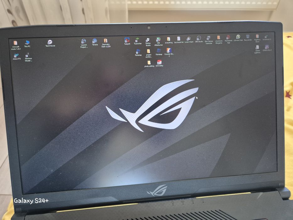 Laptop Asus Rog 703G