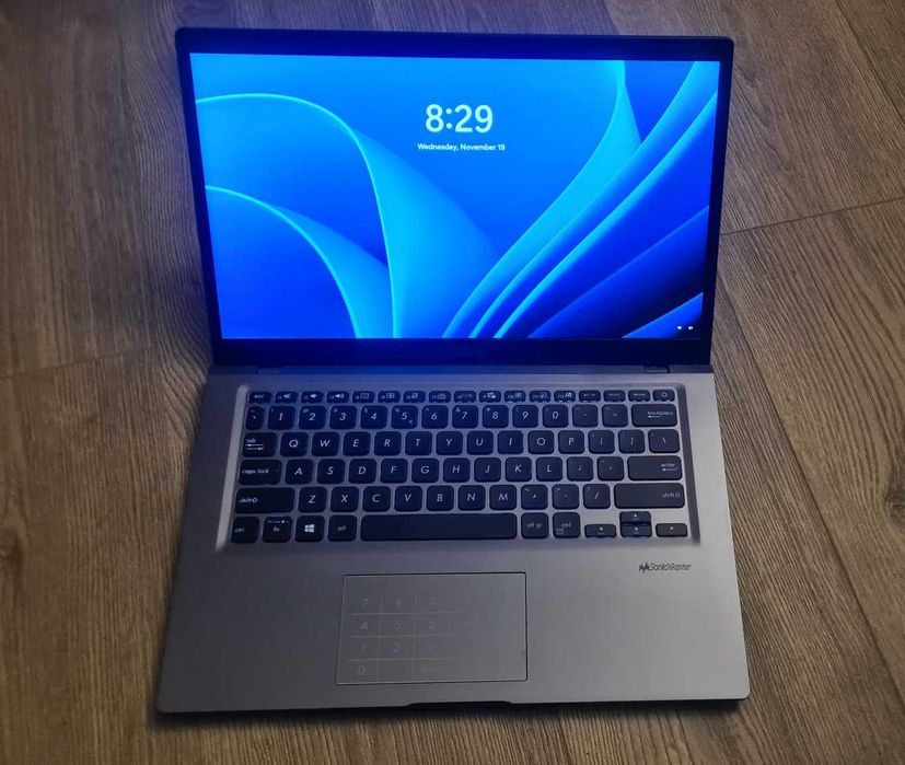 Laptop ASUS Ryzen5