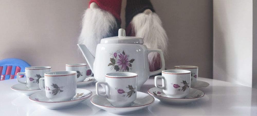 Сервиз за кафе с каничка ми