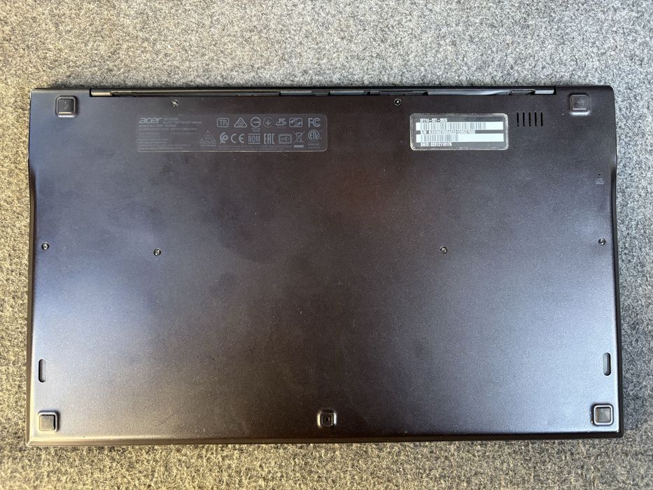 Продам ноутбук Acer Swift 7