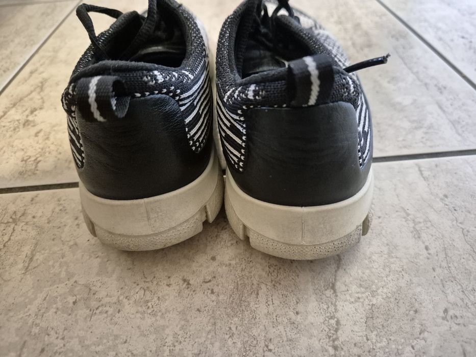 Pantofi ECCO 41-42 de vara