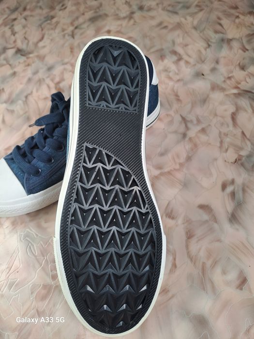 Продам кеды 38 размер