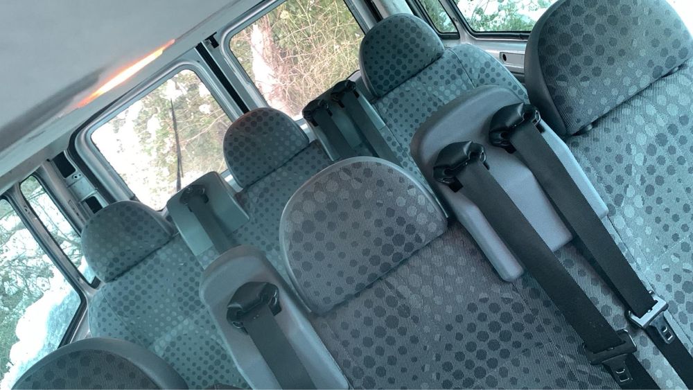 Ford transit 8+1