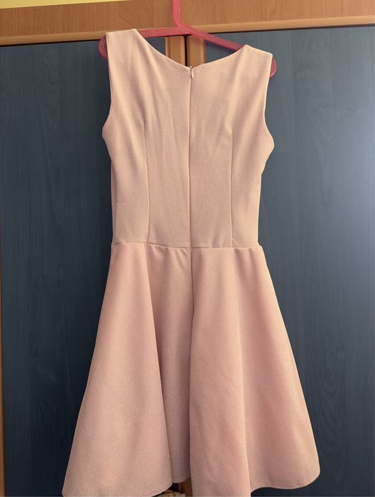 Официална рокля