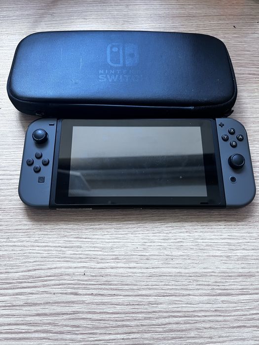 Nintendo Switch не OLED