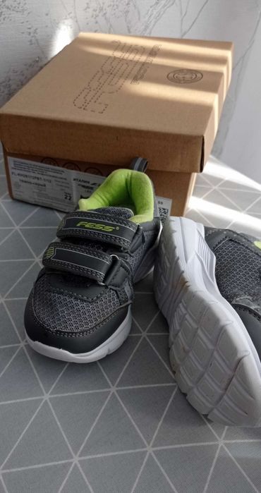 Кросовки 22 размера