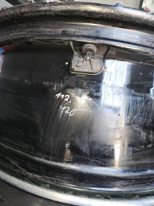 Продам диски r20 MANSORY 5×112, 5×120 в отличном состаянии.