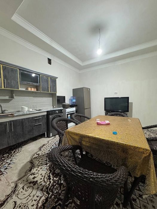 Сдаю в аренду участок на бектимирском районе 2 этажный дом 5 комнат