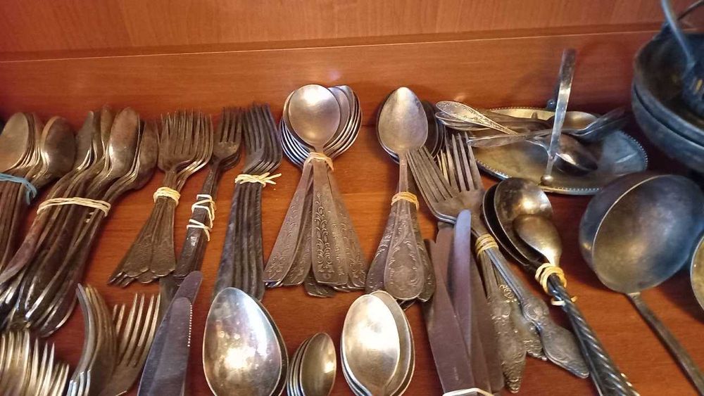 продам мельхиор ссср. смотрите все фото