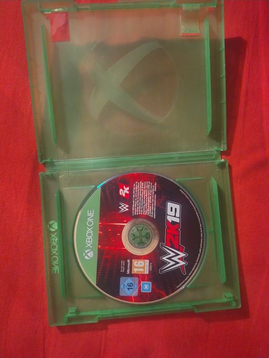 Fac schimb  jocuri de Xbox one la Call of Duty și FIFA 22 nu am carcasa