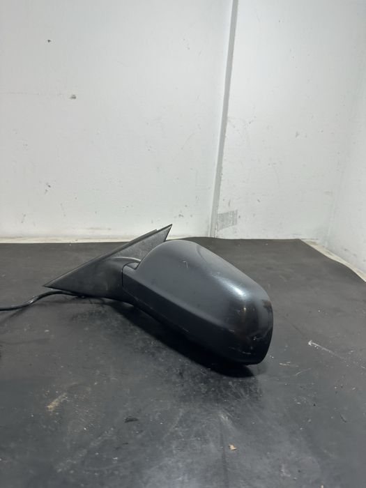 Oglinda stanga Volkswagen Vw Passat B5.5