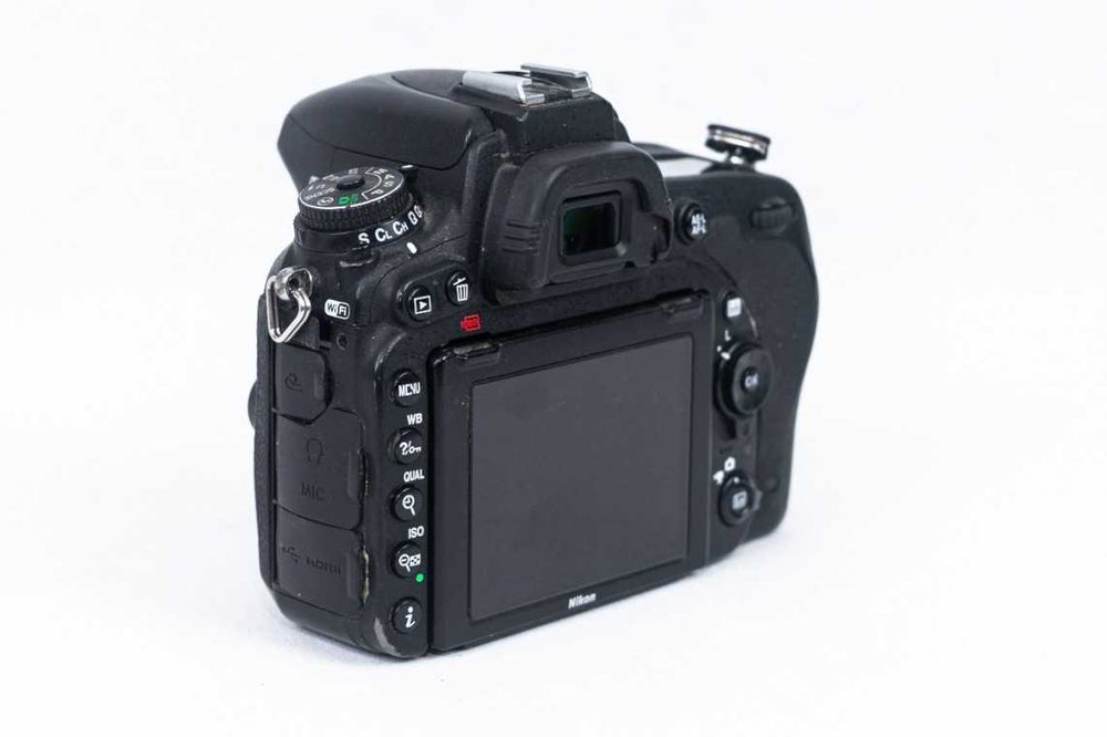 Nikon D750 - BODY - 493.000 de cadre - Aparat foto DSLR