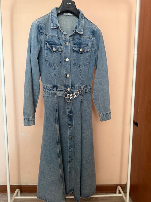 Продаю джинсовое платье