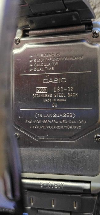 ceas barbati Casio Data Bank Digital 2888 Dbc-32 Men's Watch, 13 Languages,