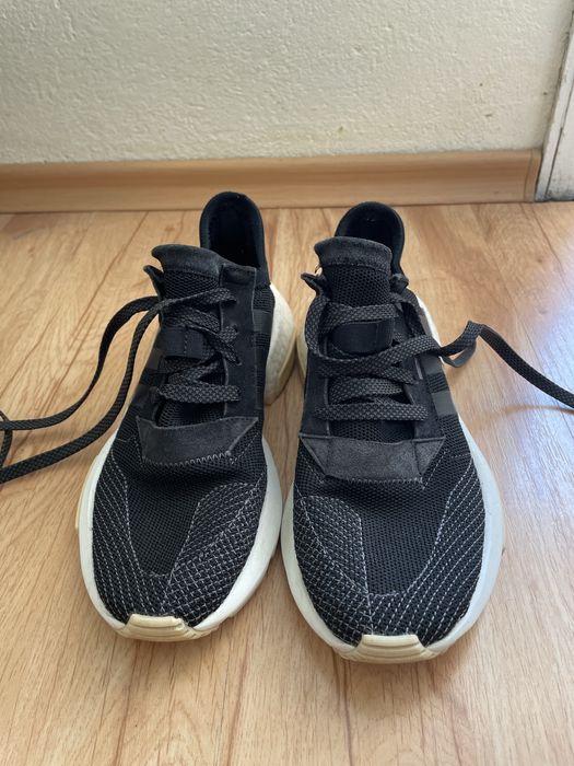 Дамски маратонки Adidas 38 1/2 номер