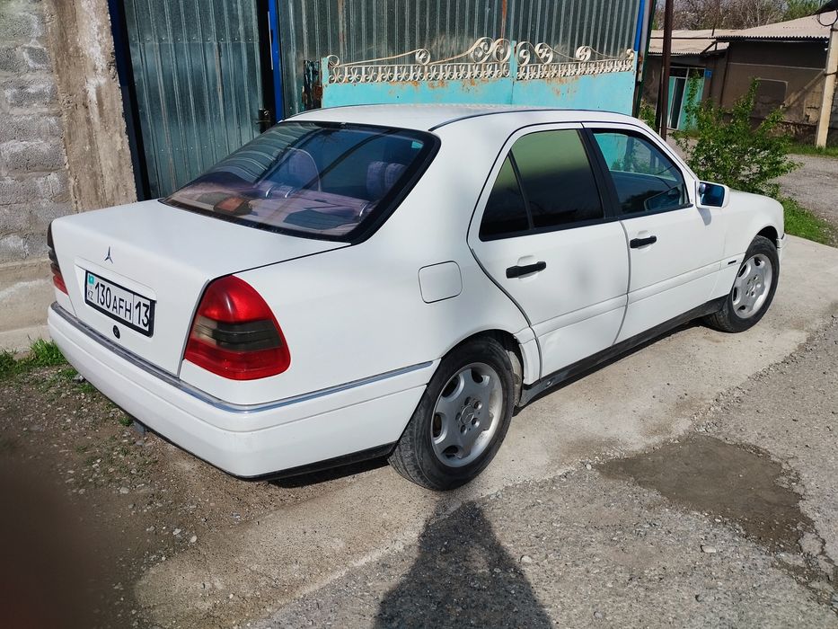 Мерседес w202 белый седан