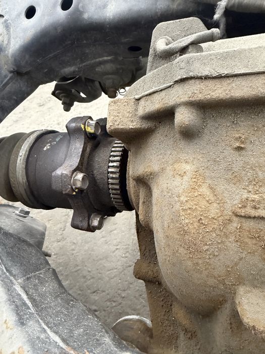 Балка в сборе скайлайн 36