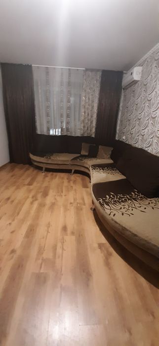 Большой мягкий уголок