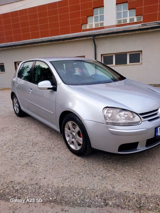 Volkswagen Golf V 1.9TDI 105CP TEAM