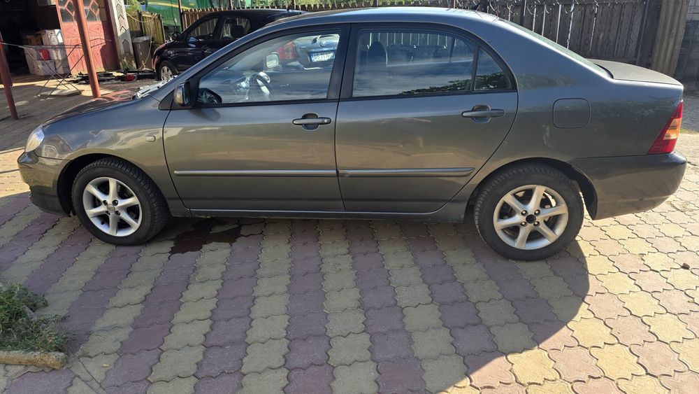TOYOTA Corolla 2005 — imagine 2