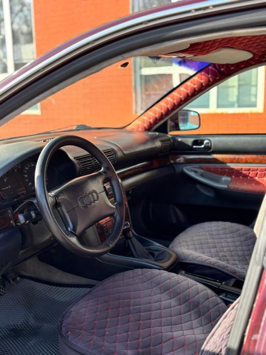 Продам Ауди А4 1996 года выпуска