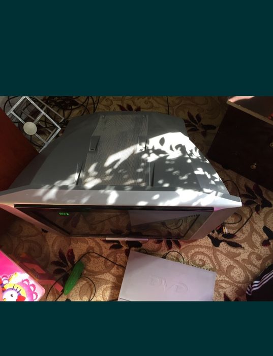 Телевизор цветной