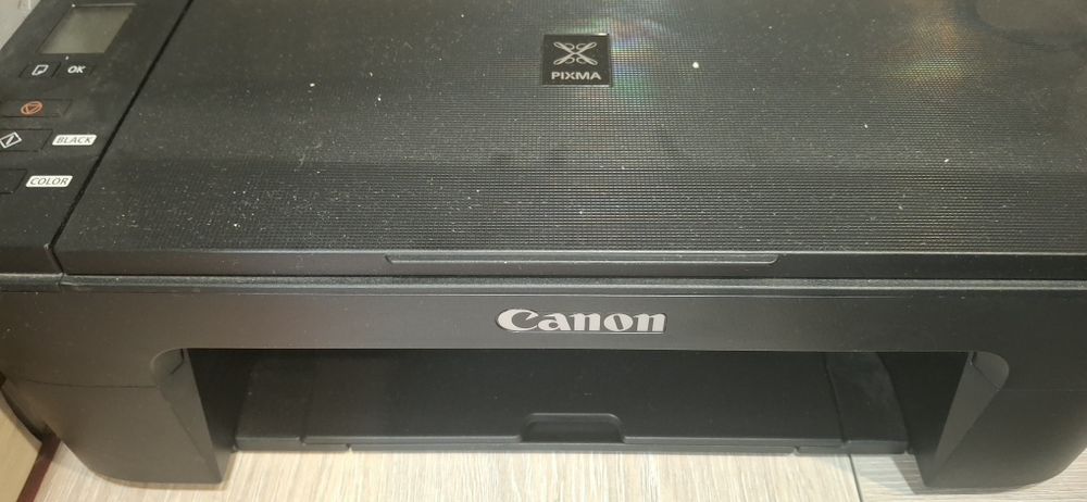 Продам цветной принтер, ксерокс, сканер в одном Canon