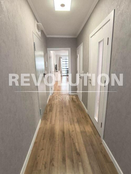 Дава се под наем Двустаен апартамент в Варна, Победа - 72 кв.м за 523.26 € - Снимка #5