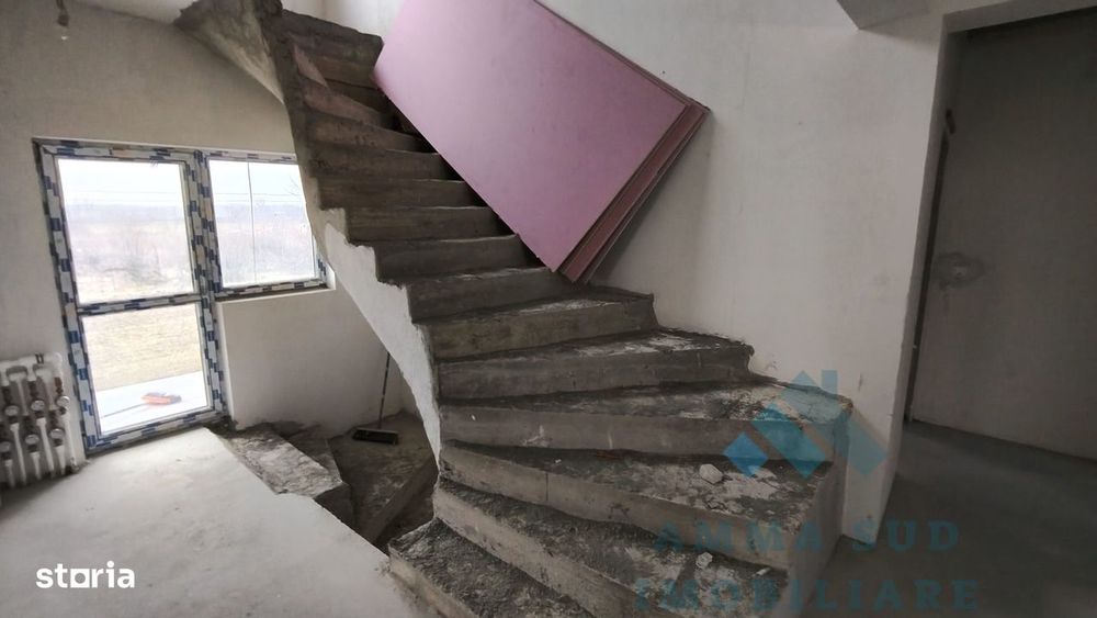 Vila - Spatiu Comercial - P + 1E + M - 360 mp - Comuna Frumusani