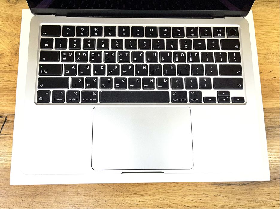 MacBook Air M2 Silver 8/256- Yangi noutbuk ( Макбук - Ноутбук )