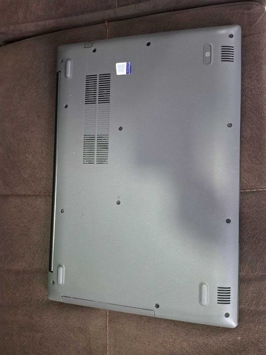 LENOVO 2x2/4gb ddr4//500gb