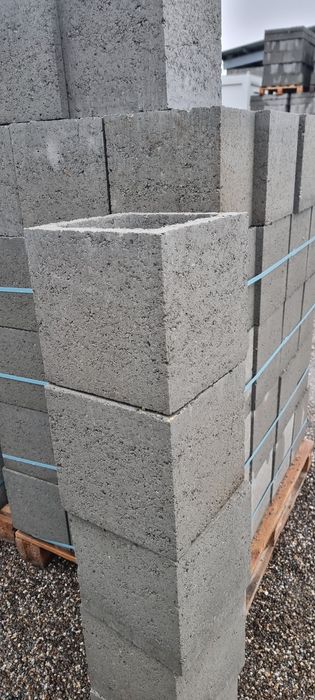 Vând bolțari pentru zidarie, fundație si stalpi!