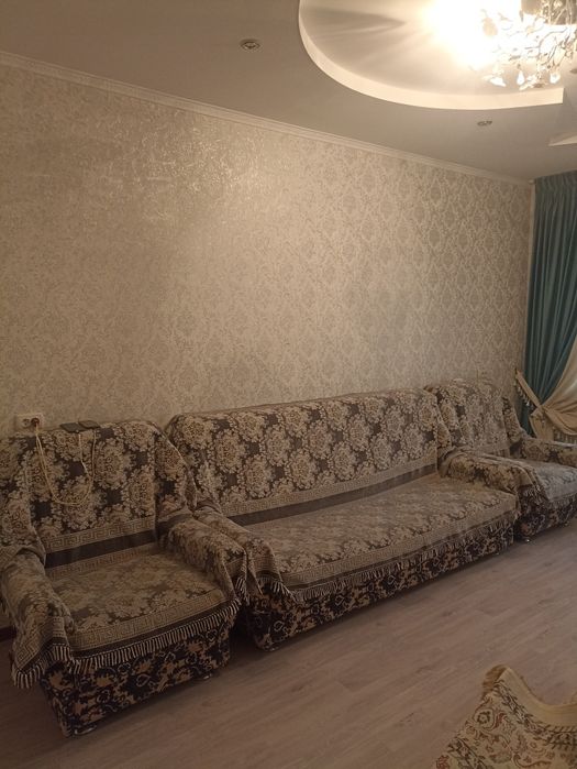 Диван и два кресло