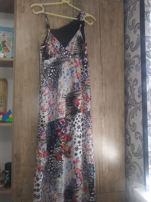 Платье женское...